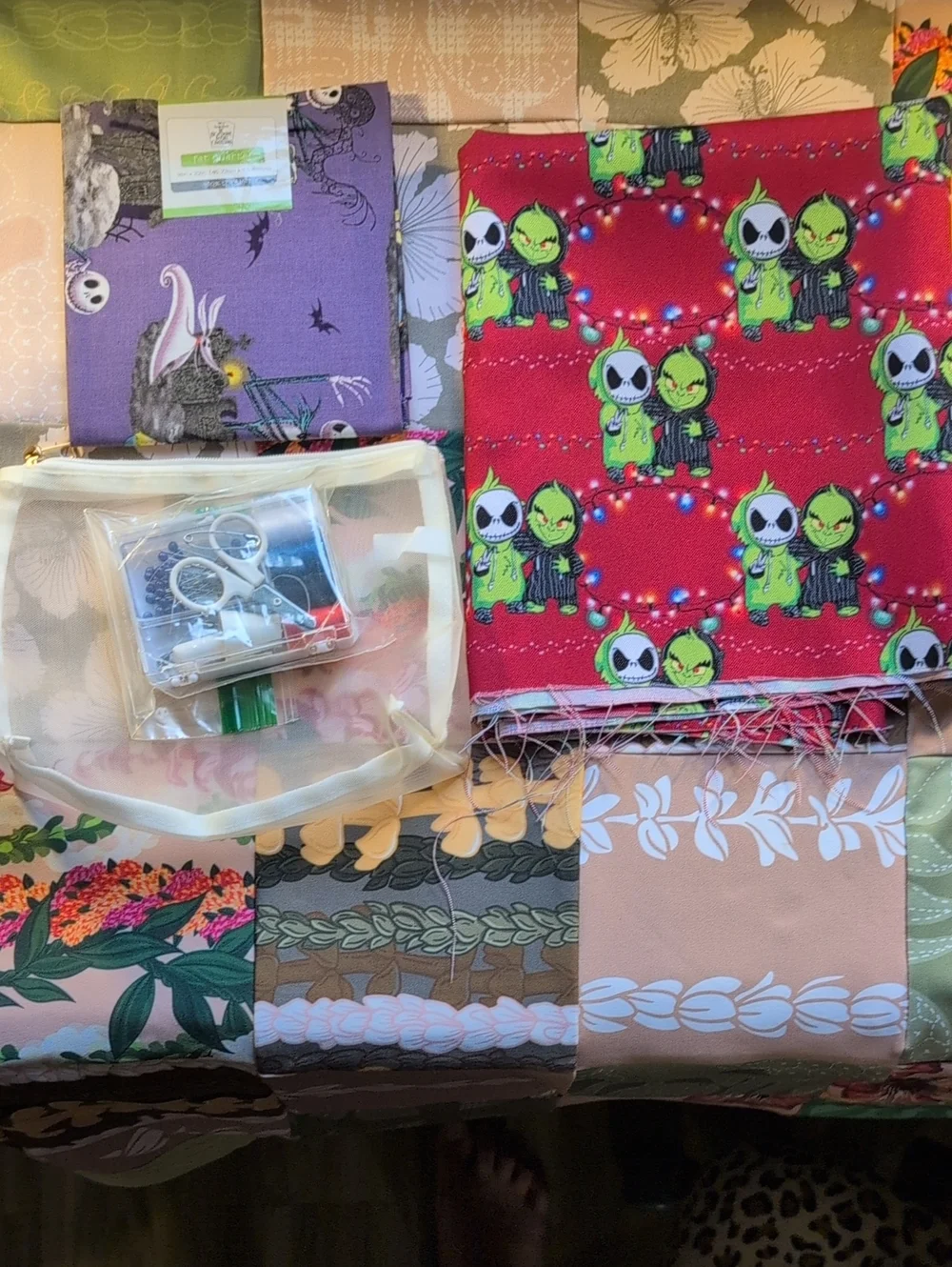 Nightmare Before Christmas Fabric with Home Sewing Kit (💚 Bundle Of 4)